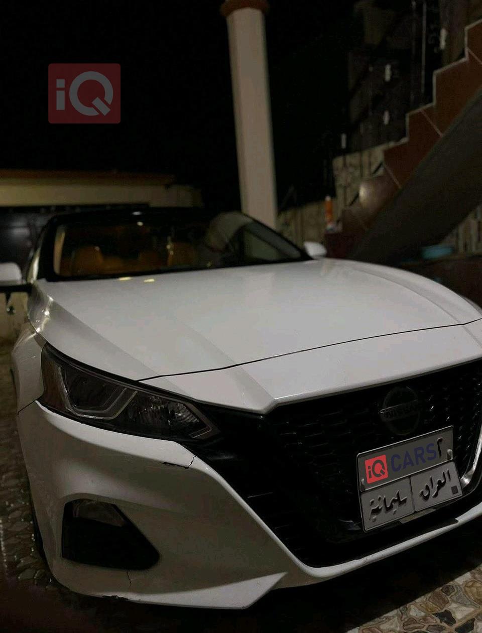 نيسان ألتيما